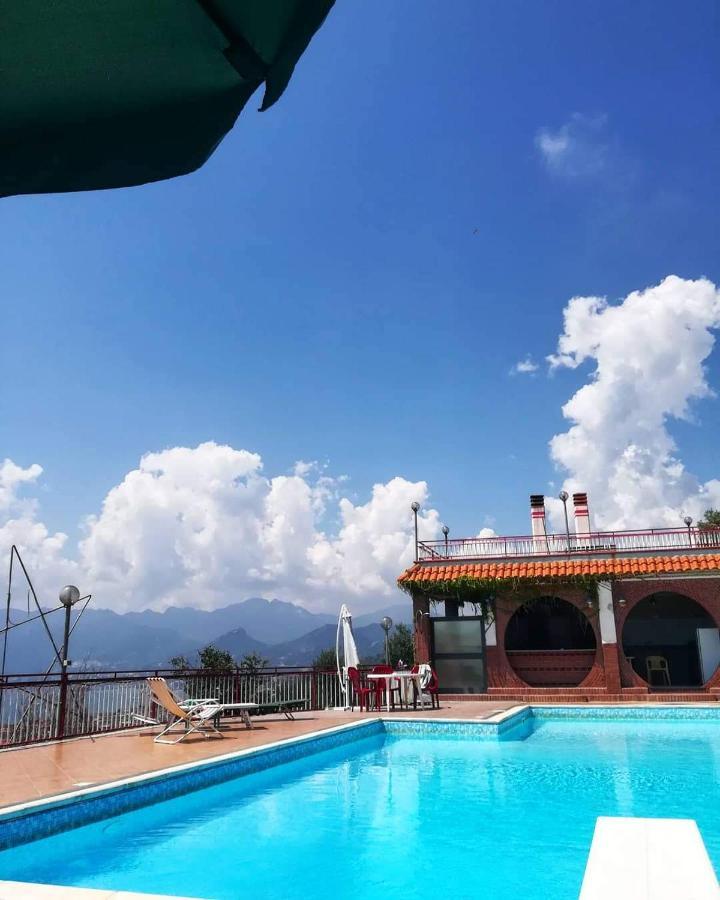 Casa Vacanze Villa Pellegrino 살레르노 외부 사진
