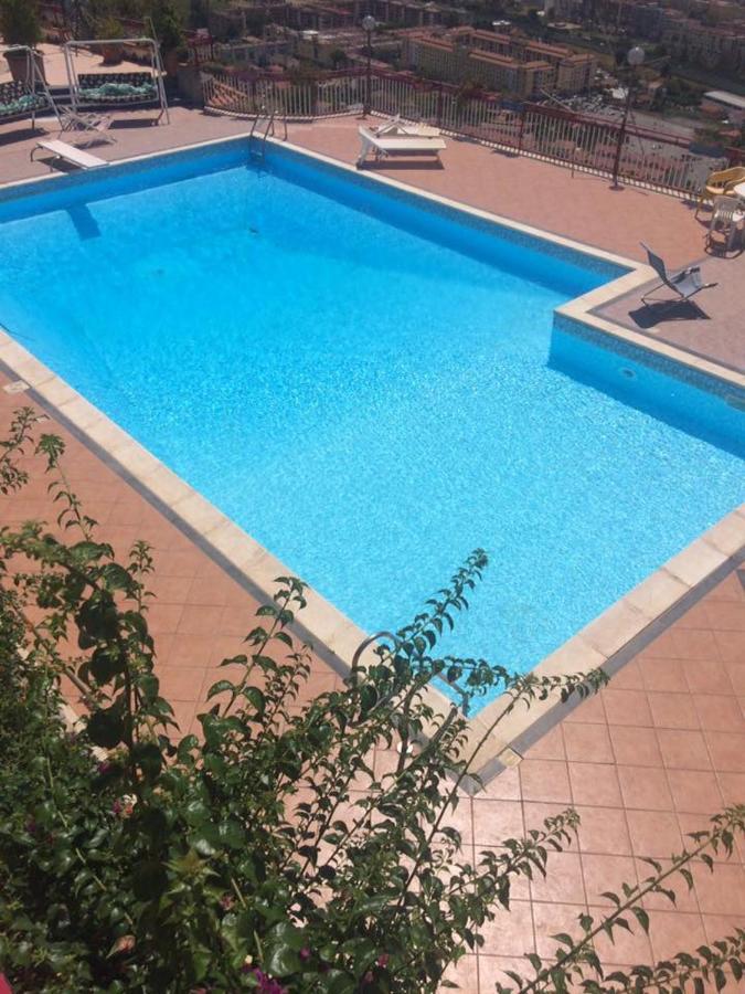 Casa Vacanze Villa Pellegrino 살레르노 외부 사진