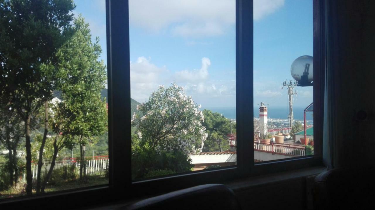 Casa Vacanze Villa Pellegrino 살레르노 외부 사진
