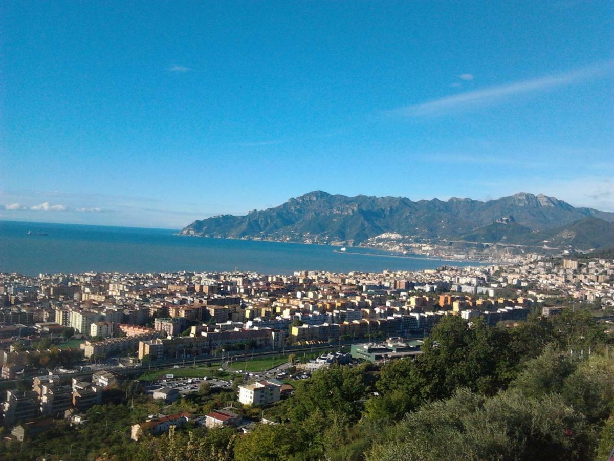 Casa Vacanze Villa Pellegrino 살레르노 외부 사진